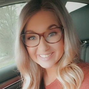 Meet your Posher, Rachael